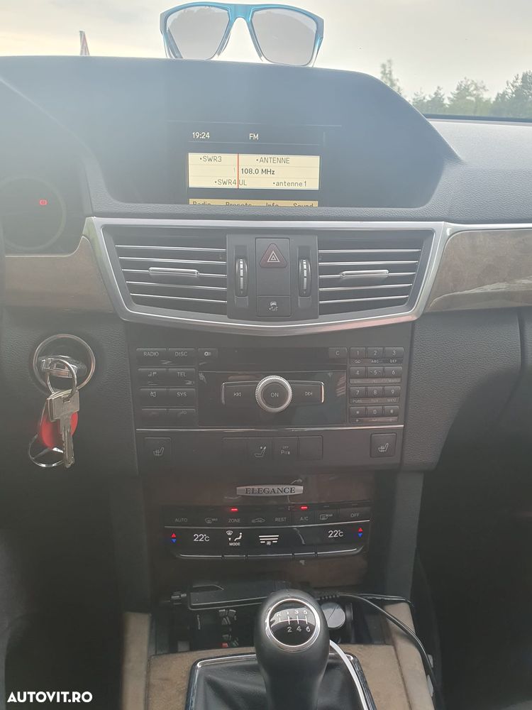 Mercedes-Benz E - 5