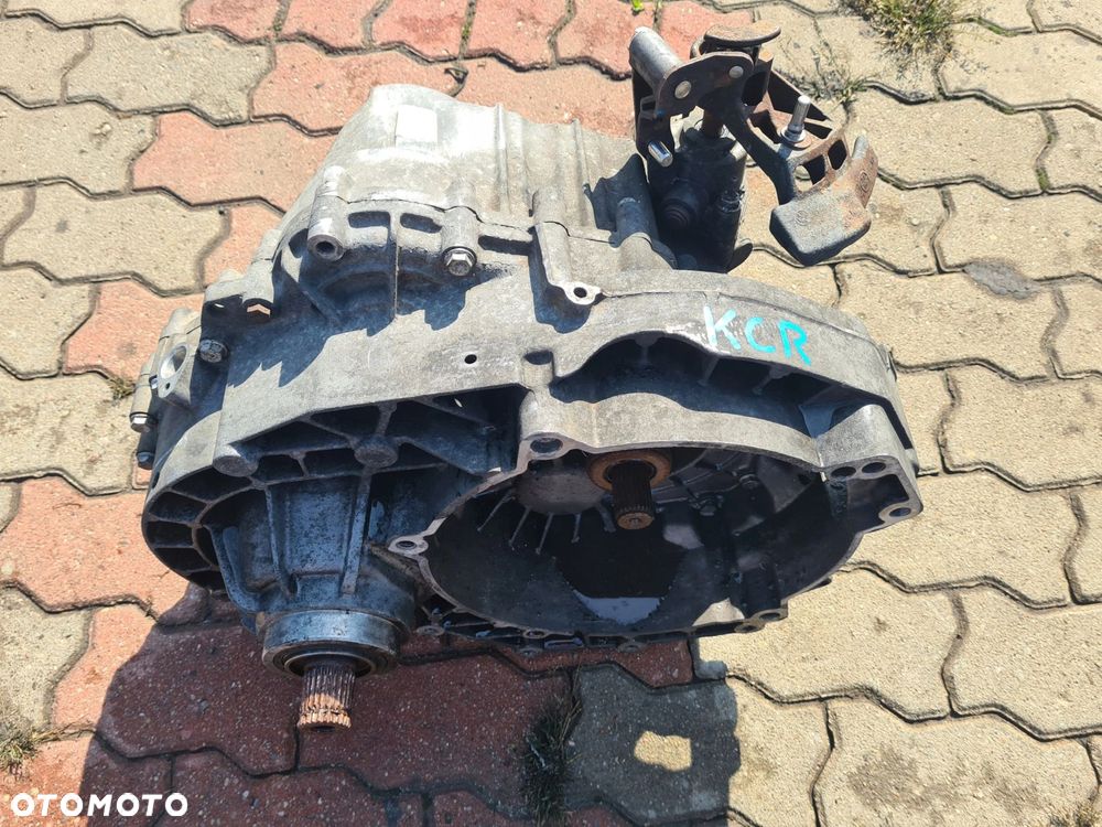 VW T5 2.5 TDI skrzynia biegów KCR 136 000 KM - 1