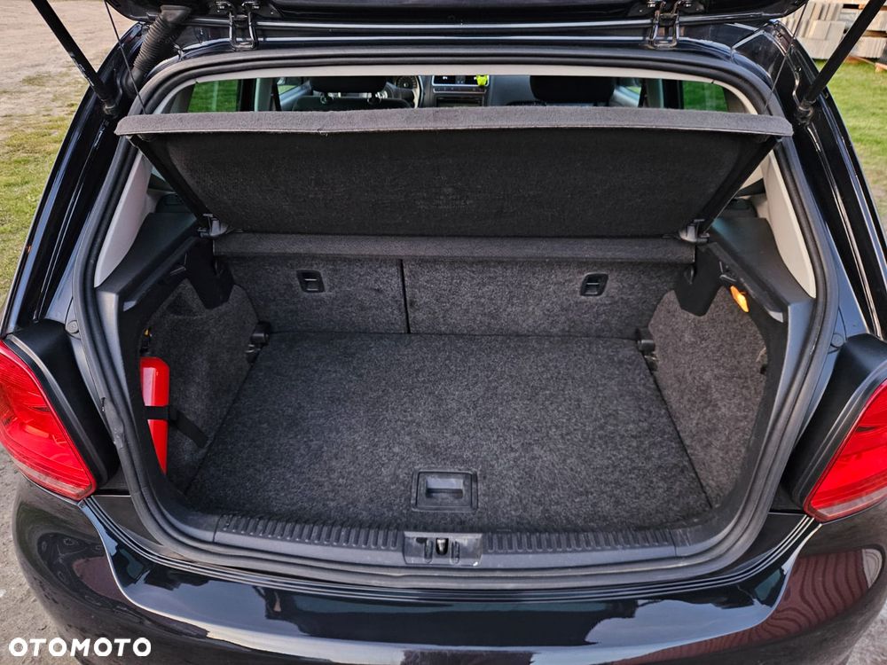 Volkswagen Polo 1.6 TDI DPF Highline - 14