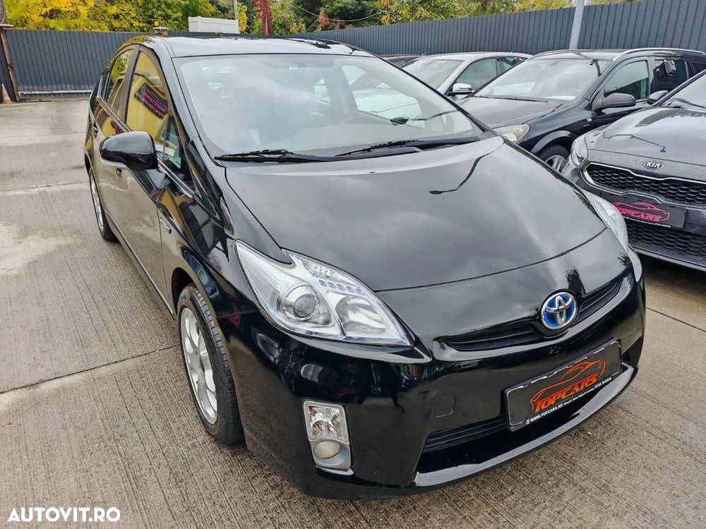 Toyota Prius - 2