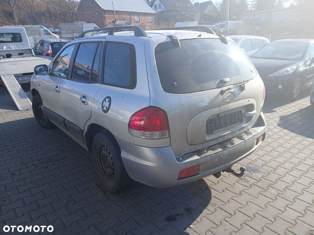 Hyundai Santa Fe - 3
