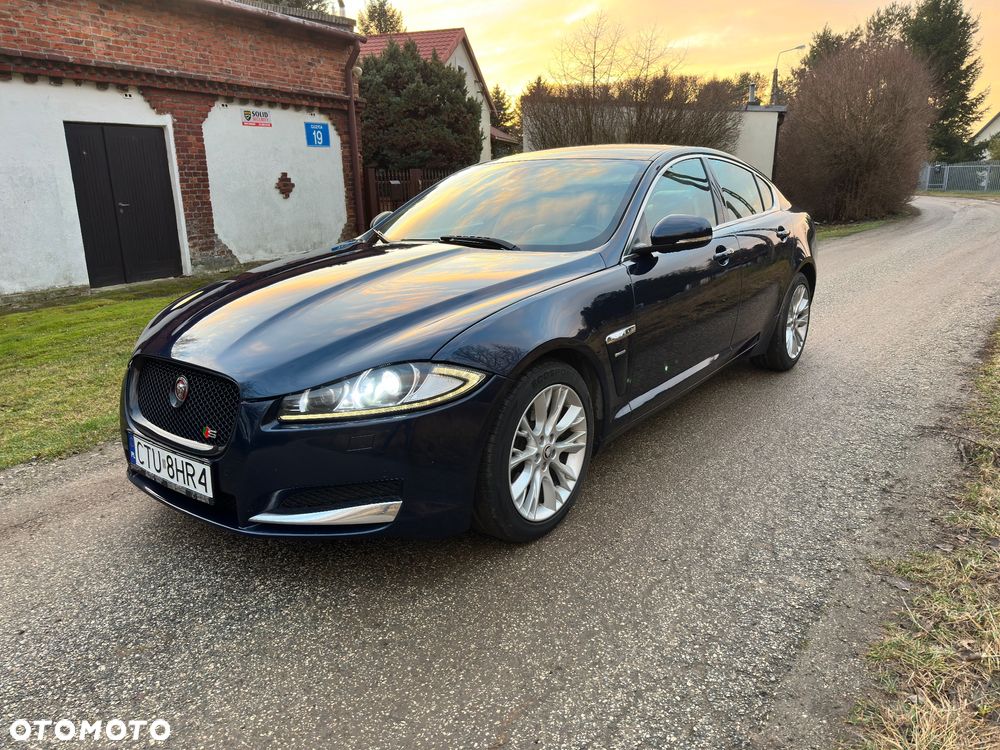 Jaguar XF 2.2 D Luxury - 1