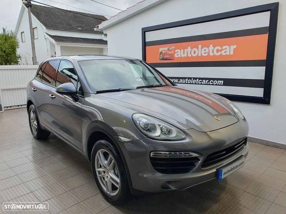 Porsche Cayenne S - 2