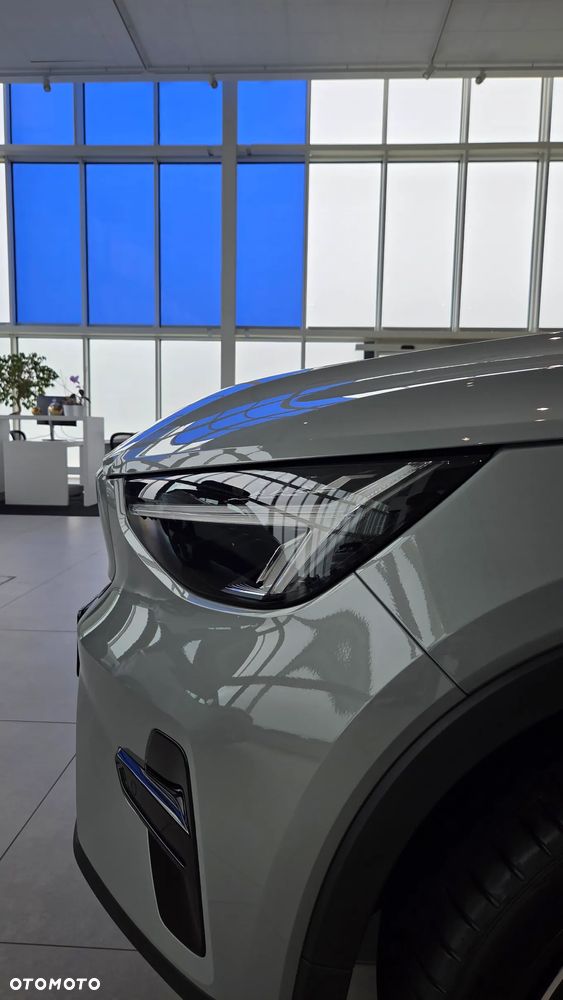 Volvo XC 40 82kWh P8 Recharge AWD Plus - 18
