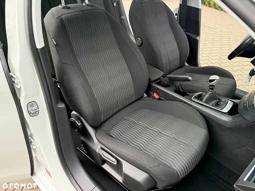 Peugeot 308 1.6 BlueHDi Allure S&S - 33