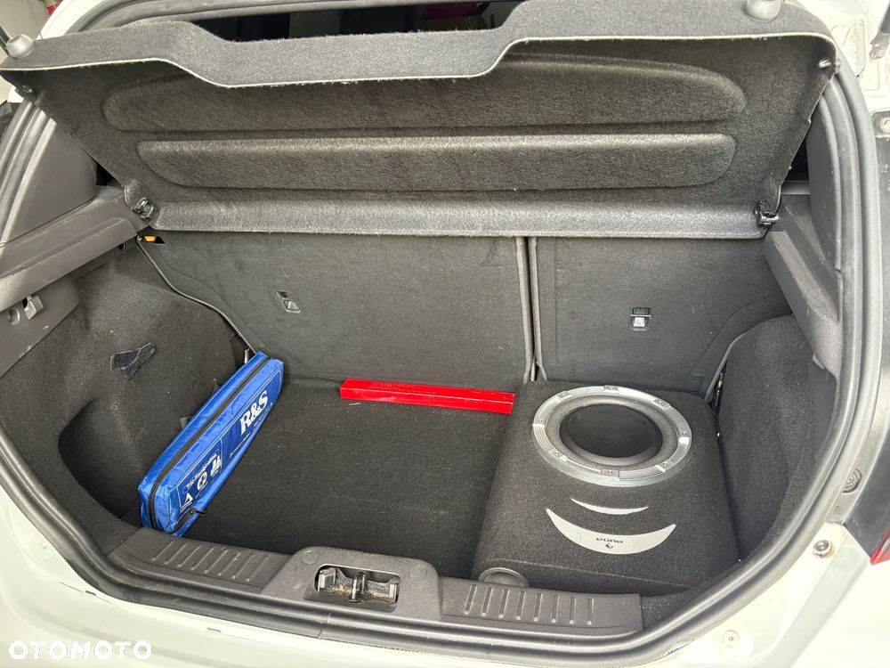 Ford Fiesta 1.6 EcoBoost ST - 5