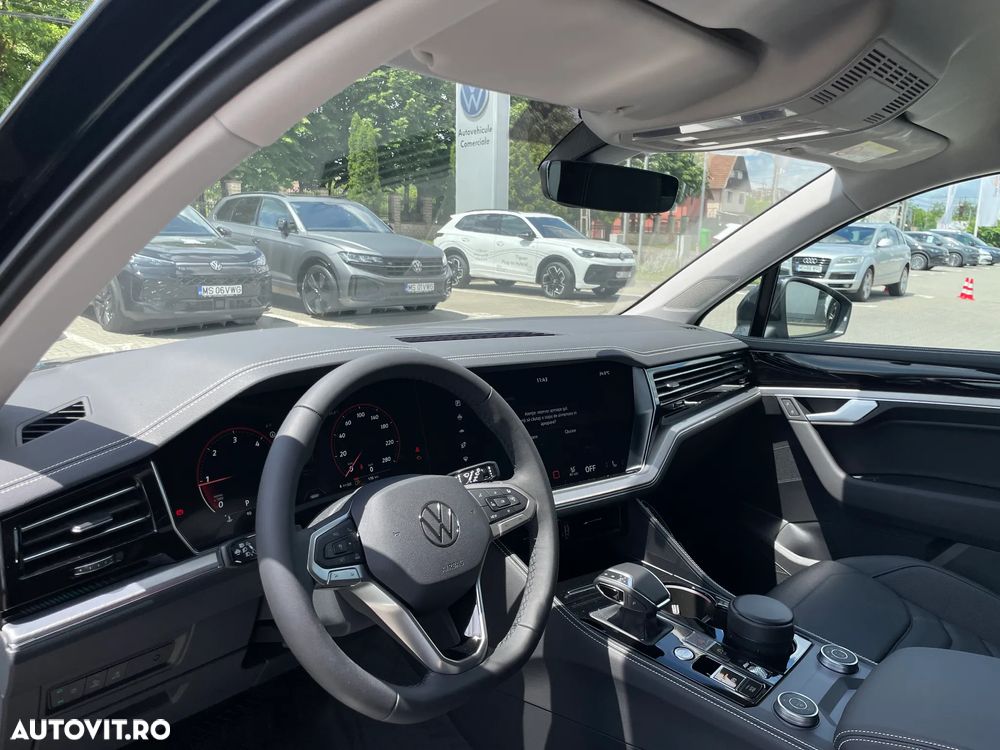 Volkswagen Touareg V6 TDI 4MOTION Elegance - 11