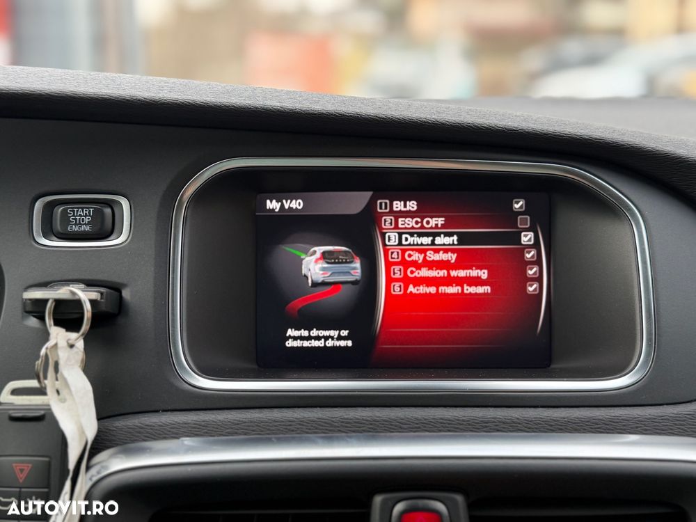 Volvo V40 D4 Geartronic Summum - 28