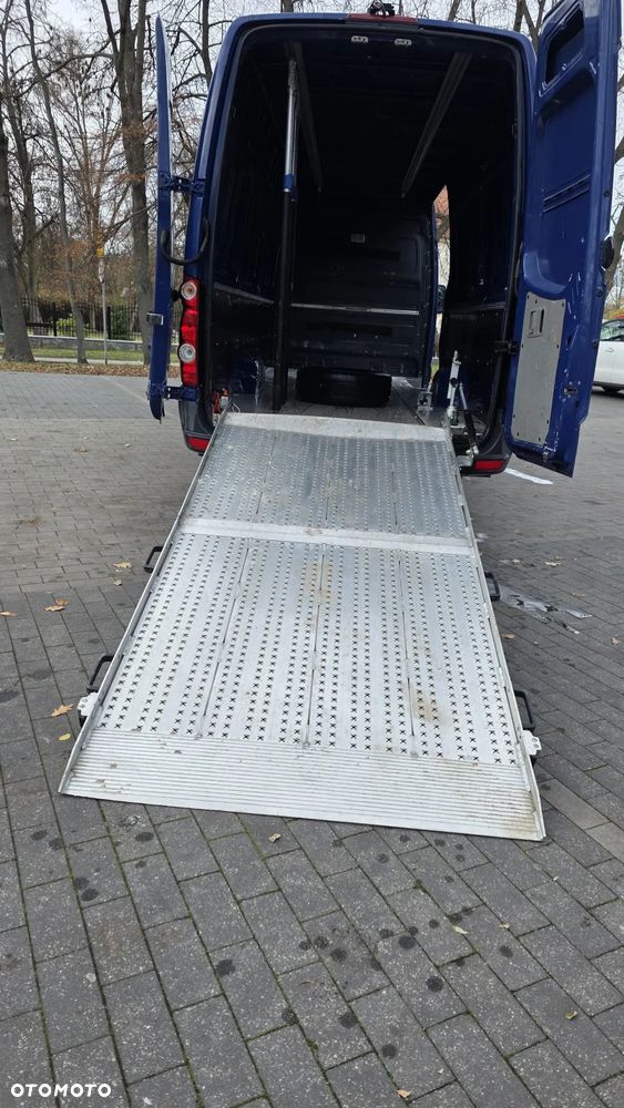 Volkswagen Crafter - 1