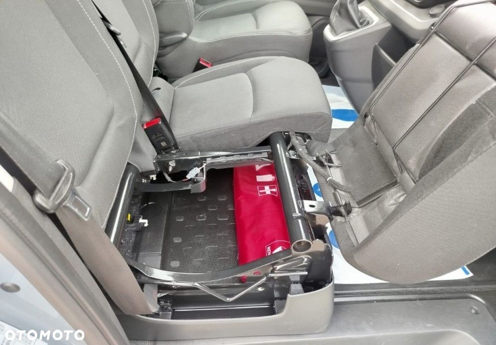 Renault Trafic - 21