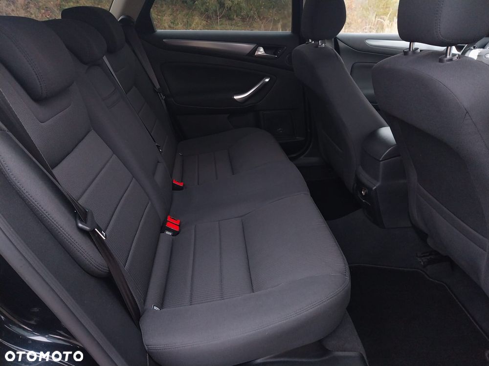 Ford Mondeo 2.0 EcoBoost Titanium X - 12