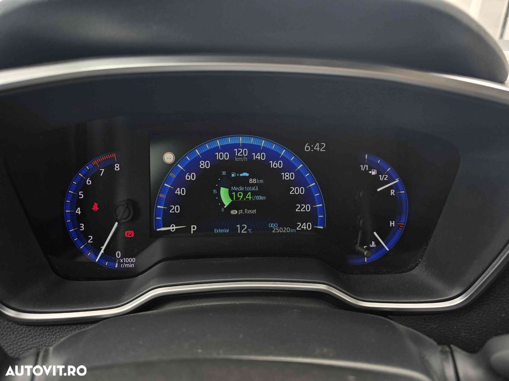 Toyota Corolla - 12