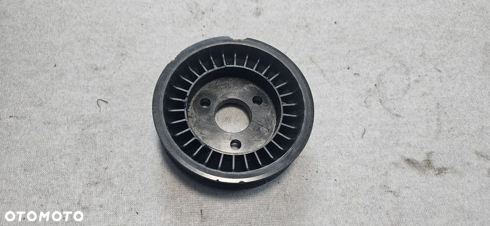 Koło pasowe pompy wspomagania BMW E60 E61 E90 E91 E92 2,5i 3,0i 7537862 - 2
