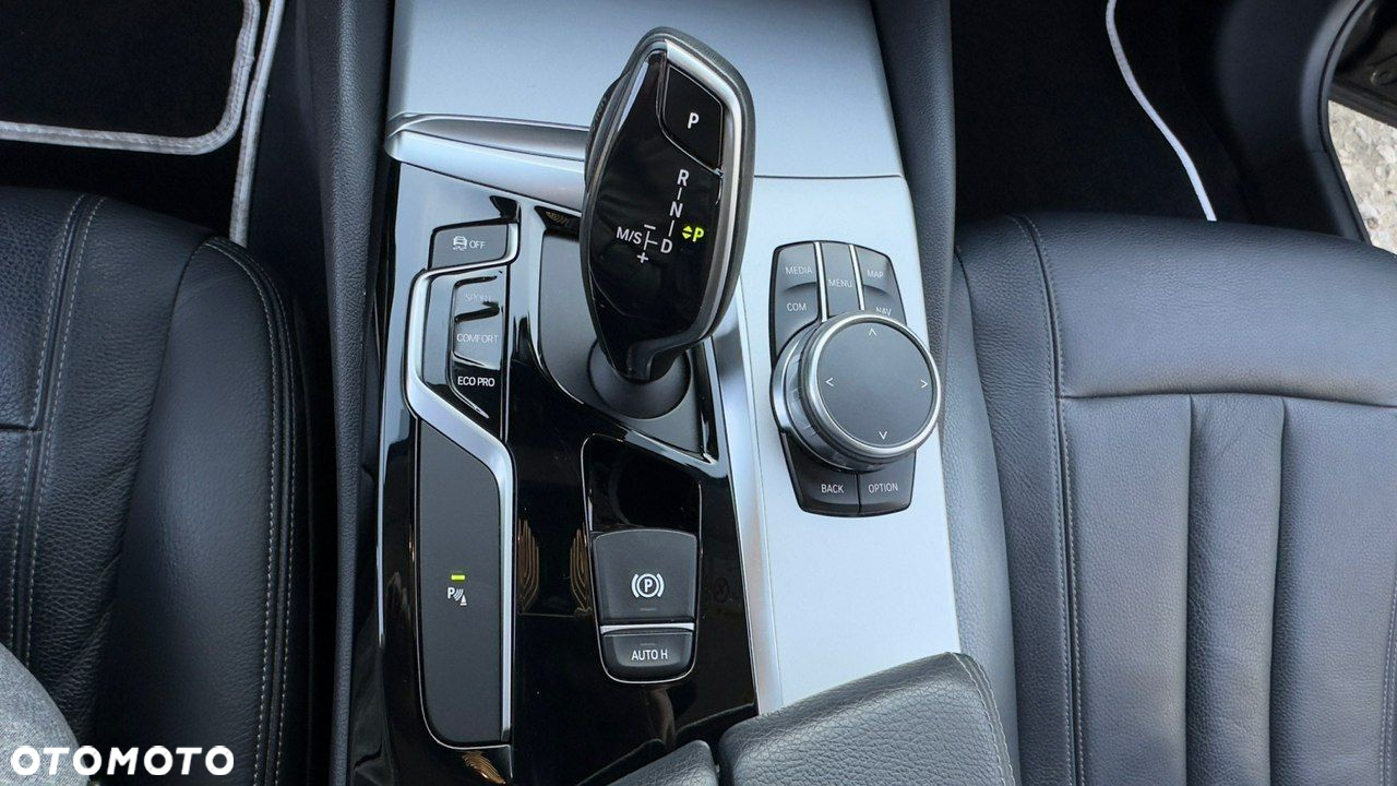 BMW Seria 5 - 17