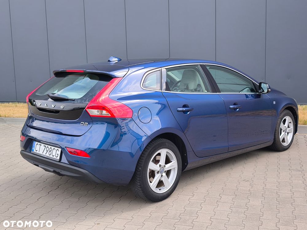 Volvo V40 D2 Ocean Race - 8