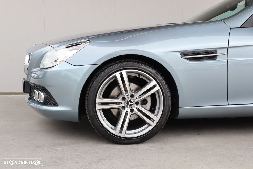 Mercedes-Benz SLK 200 (BlueEFFICIENCY) 7G-TRONIC - 10