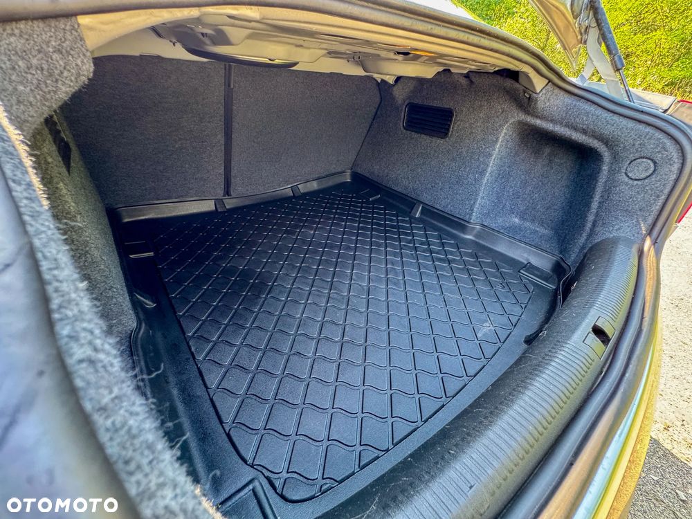 Audi A4 Limousine - 17