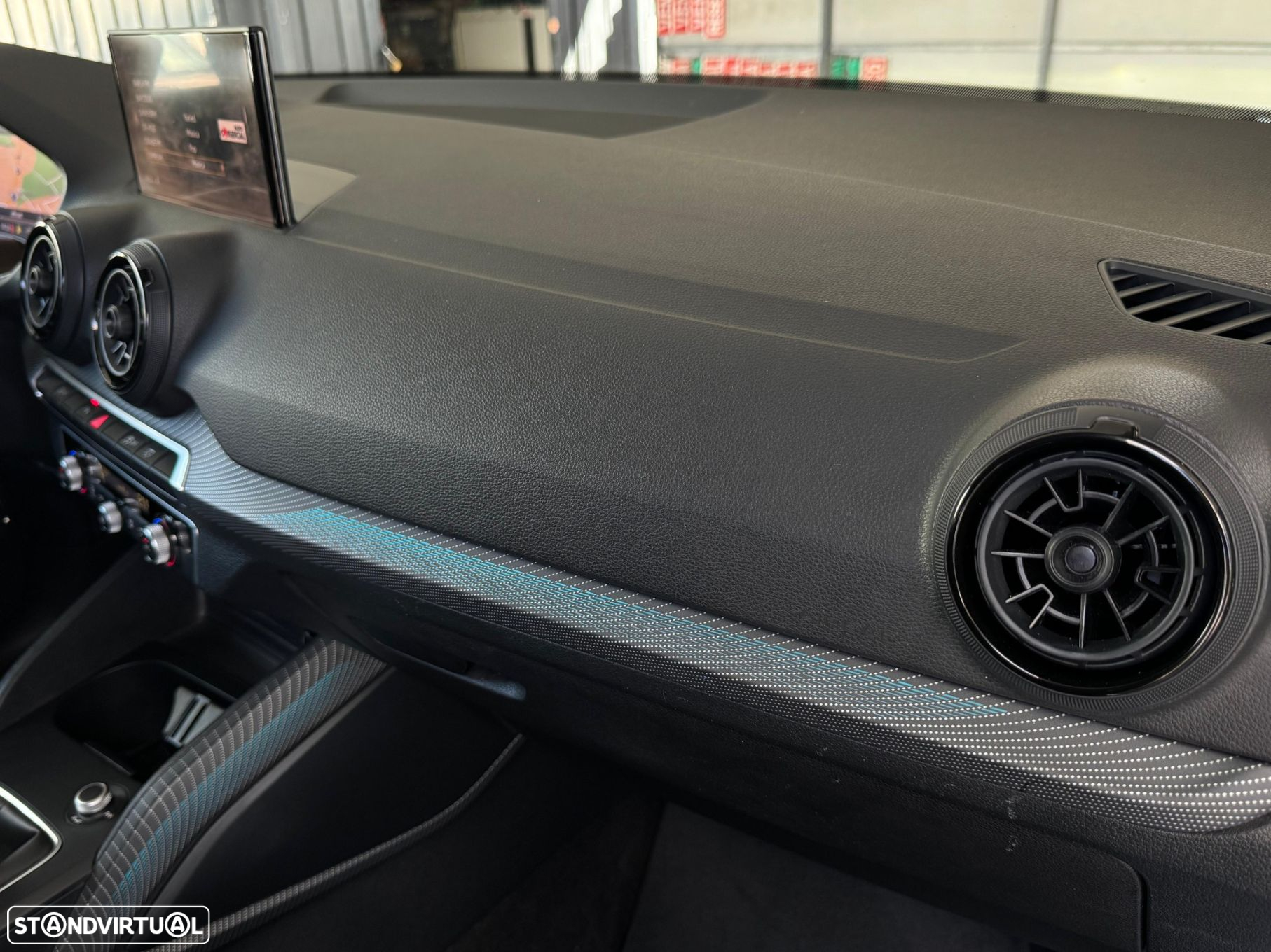 Audi Q2 30 TFSI Sport - 43