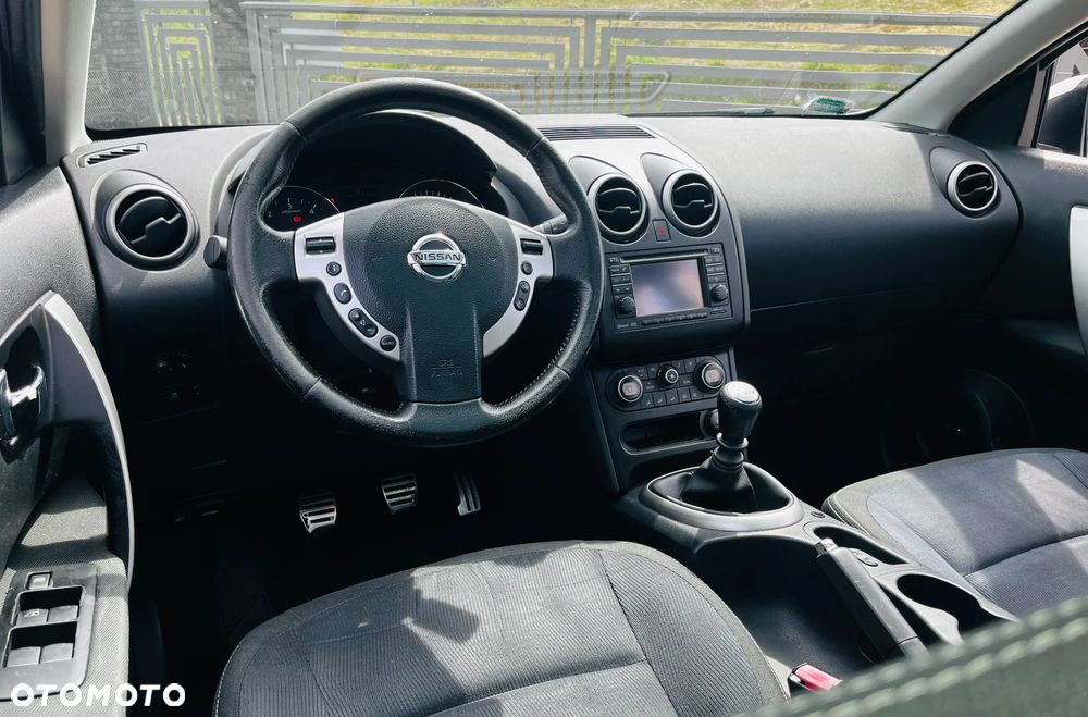 Nissan Qashqai - 12