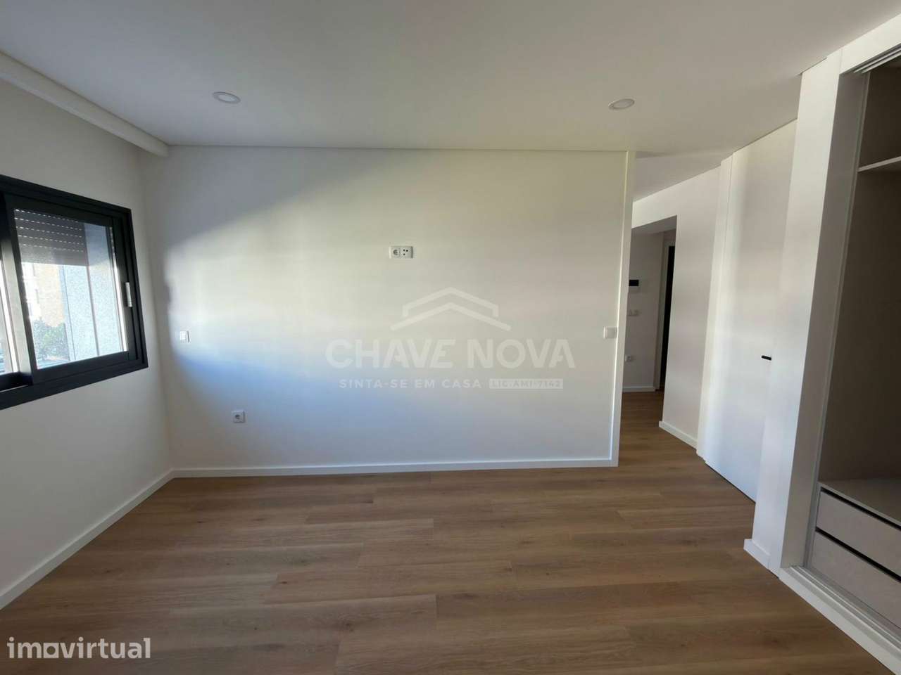 T1 Como Novo c/ Piscina e Lugar de Garagem em Canidelo - Grande imagem: 4/20