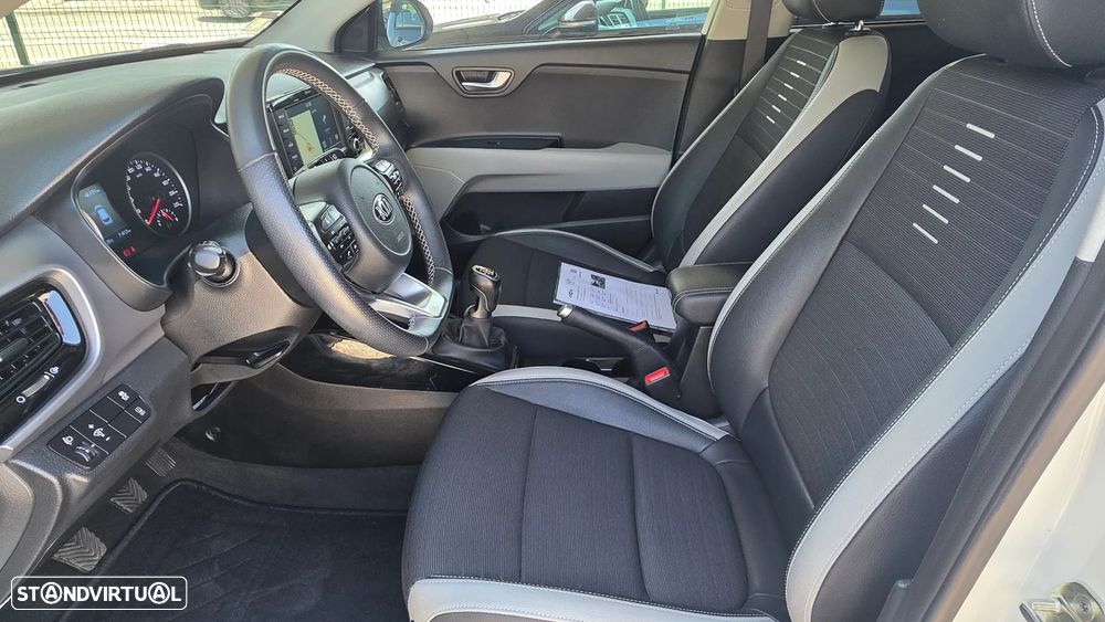 Kia Stonic 1.0 T-GDI 120 Spirit - 16