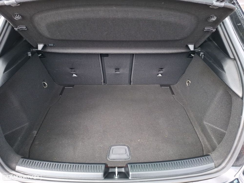 Mercedes-Benz A 180 d Style Plus Aut. — fotografia 24