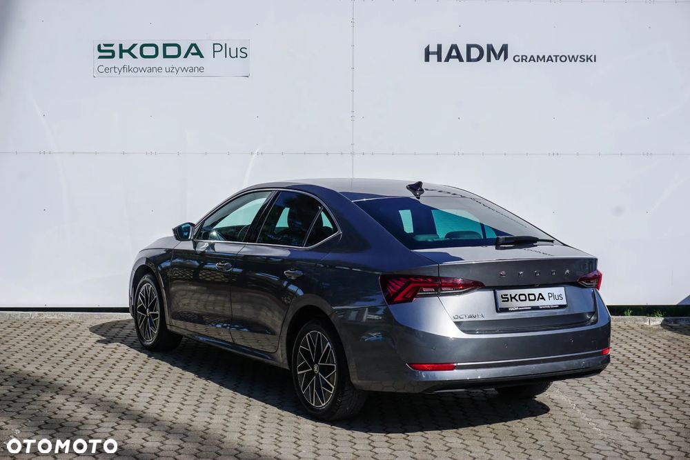 Skoda Octavia 2.0 TDI Style DSG - 6
