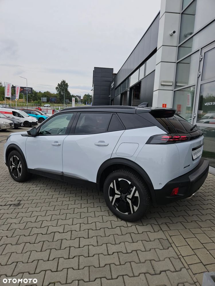 Peugeot 2008 PureTech 130 Allure S&S EAT8 - 5