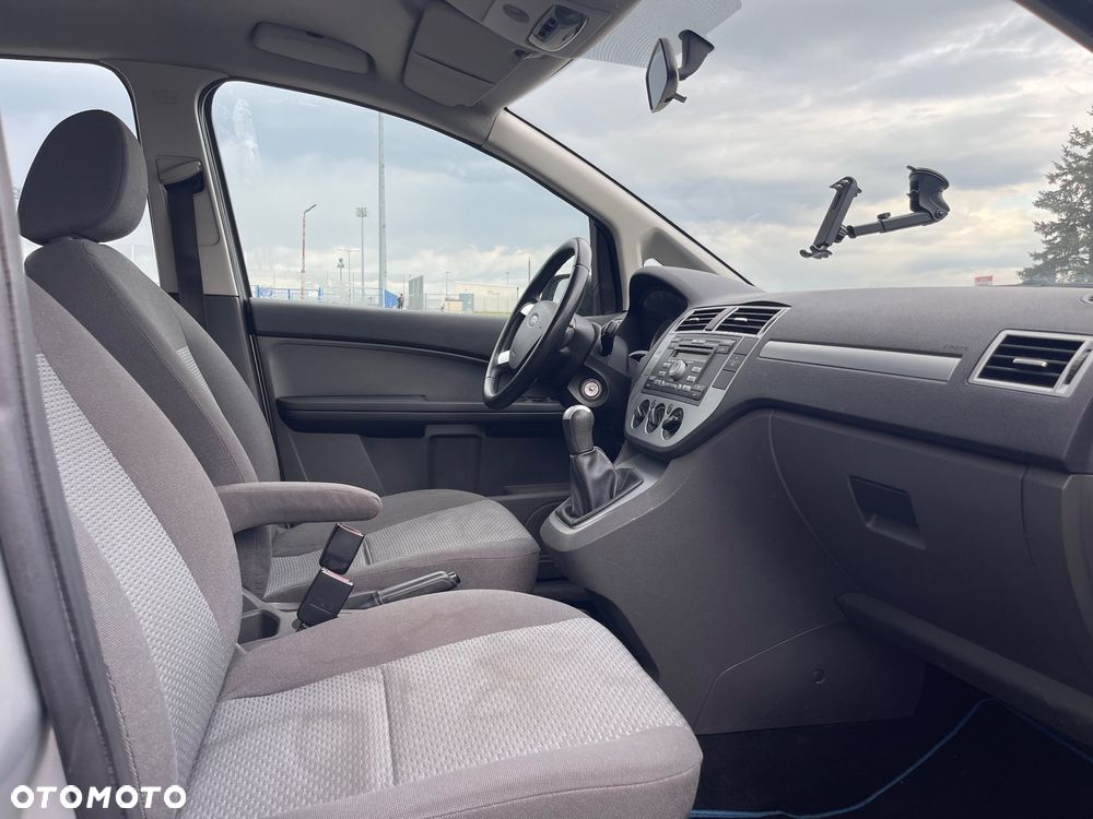 Ford Focus C-Max 1.6 TDCi Ambiente - 16