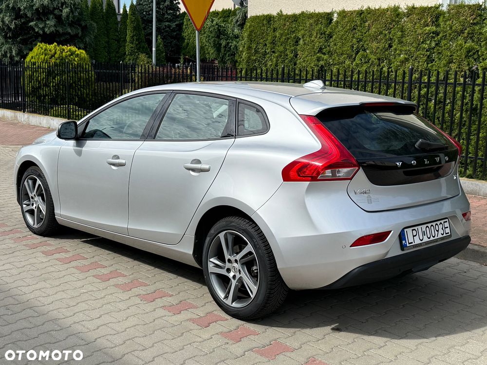 Volvo V40 T2 Drive-E Momentum - 3