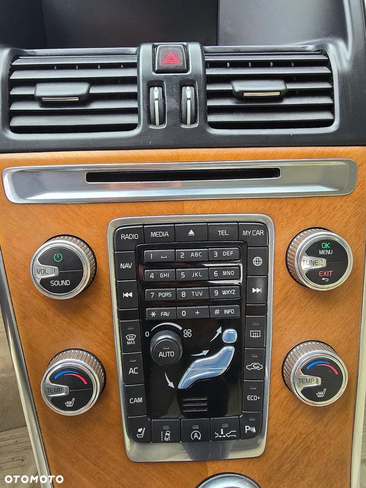 Volvo XC 60 - 5