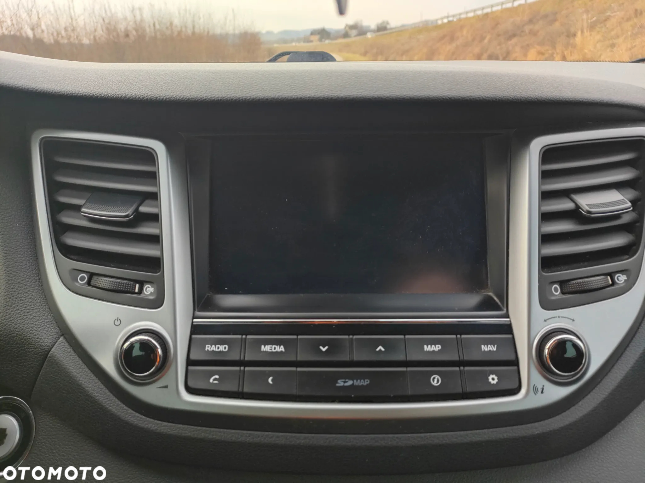 Hyundai Tucson blue 1.7 CRDi 2WD Style - 16