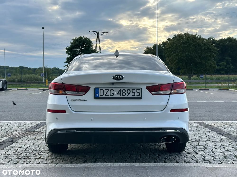 Kia Optima 1.6 CRDI SCR M DCT - 4