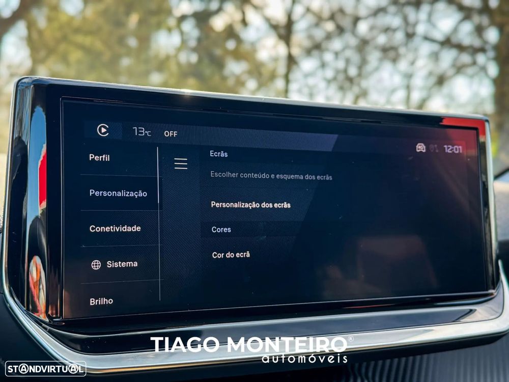 Peugeot 208 1.2 PureTech Allure - 54