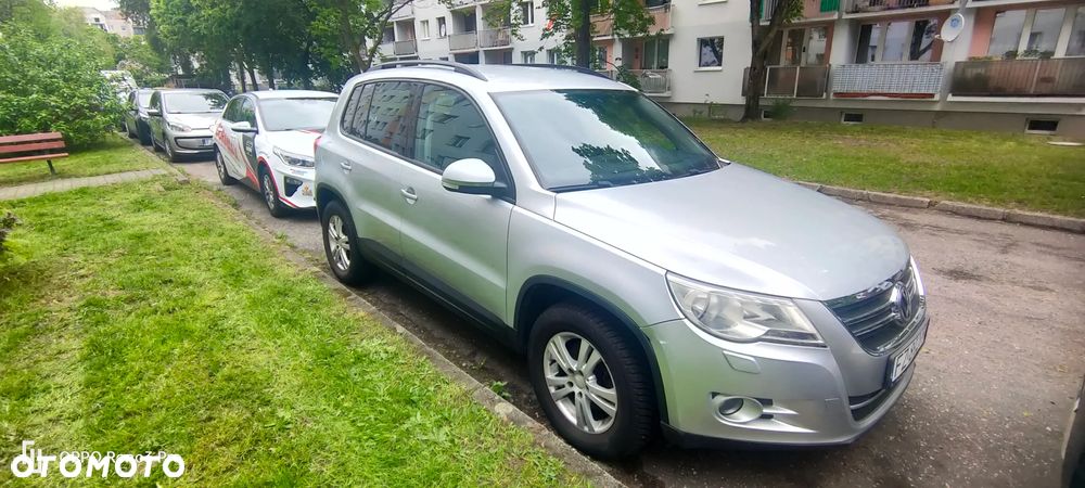 Volkswagen Tiguan - 11