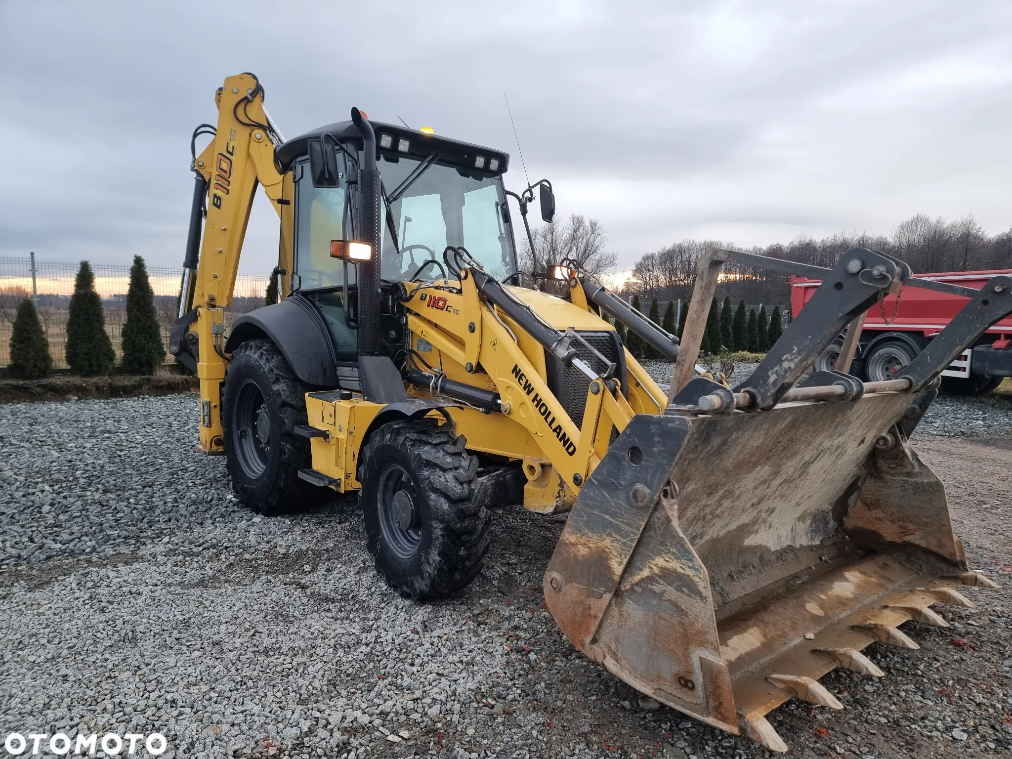 New Holland B110C - 6