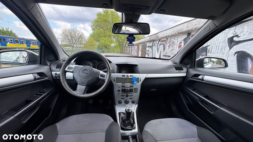 Opel Astra 1.7 CDTI Enjoy - 10