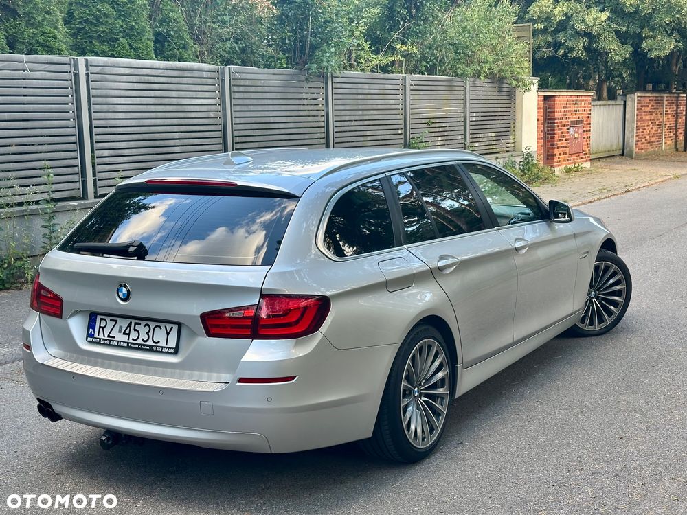 BMW Seria 5 520i - 5