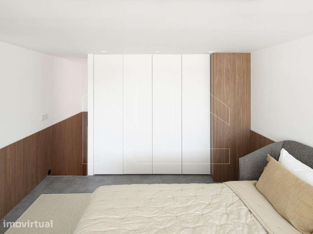 T1 Duplex com Mezanine | Vista Canal | Edifício White | Av. Dr. Lou... - Grande imagem: 5/11