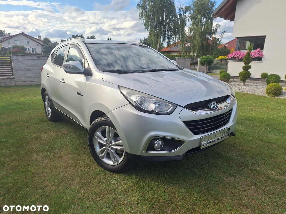 Hyundai ix35 1.7 CRDi 2WD blue Finale Silver - 8