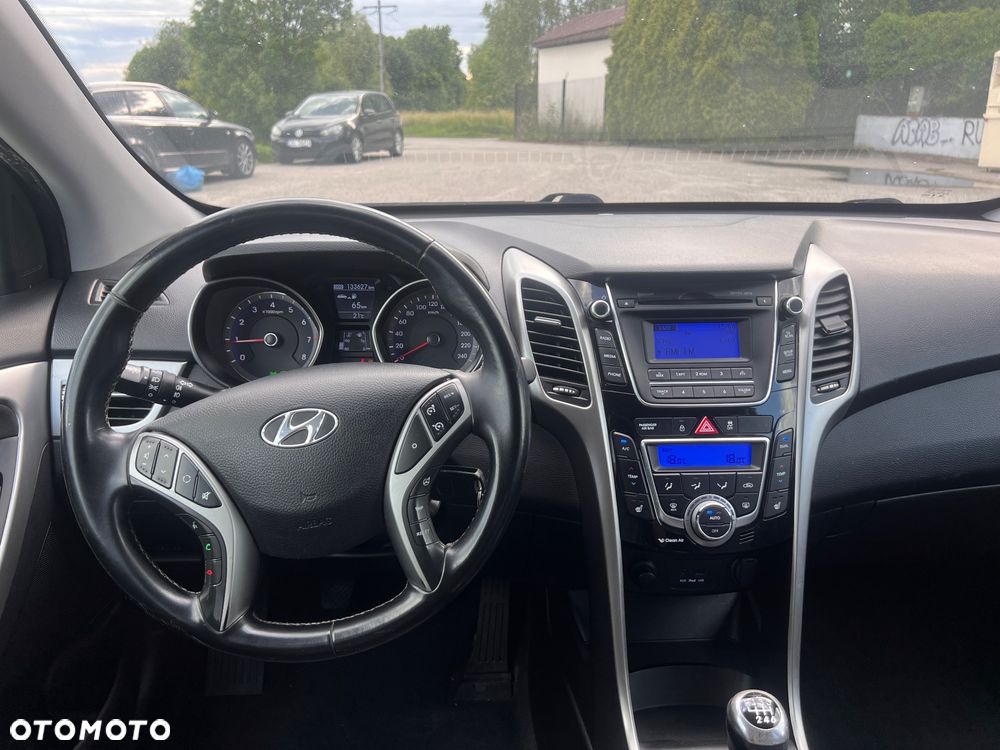 Hyundai i30 1.4 Premium - 35