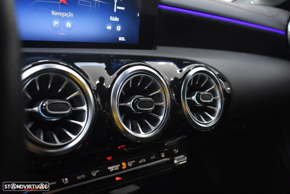 Mercedes-Benz CLA 250 - 35