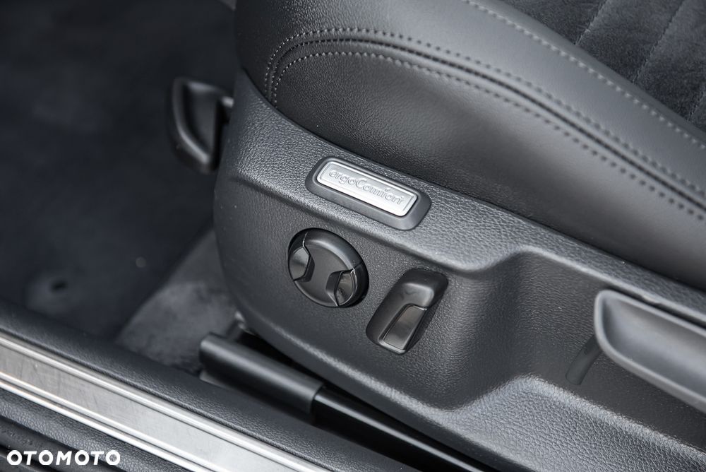 Volkswagen Passat Variant - 17