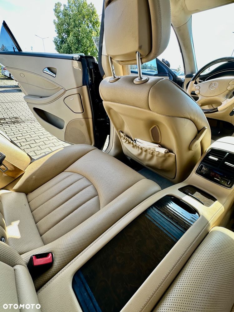 Mercedes-Benz CLS 500 - 30