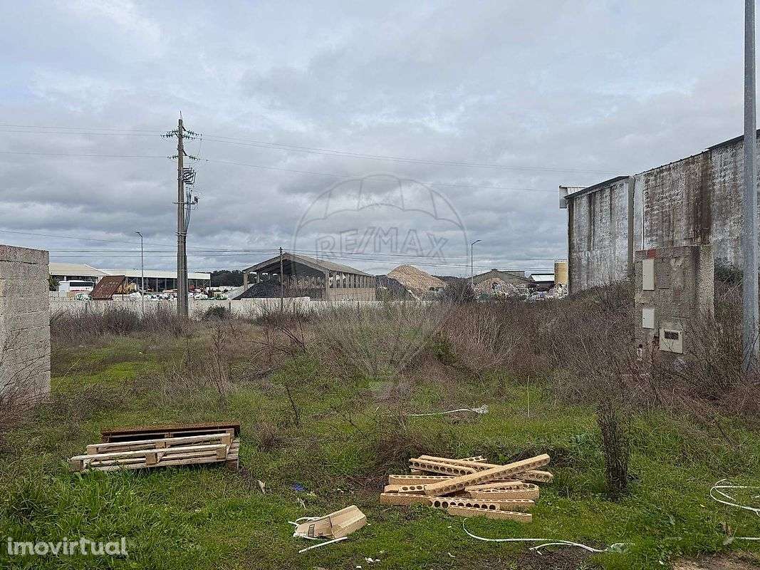 Terreno  para venda - Grande imagem: 2/5