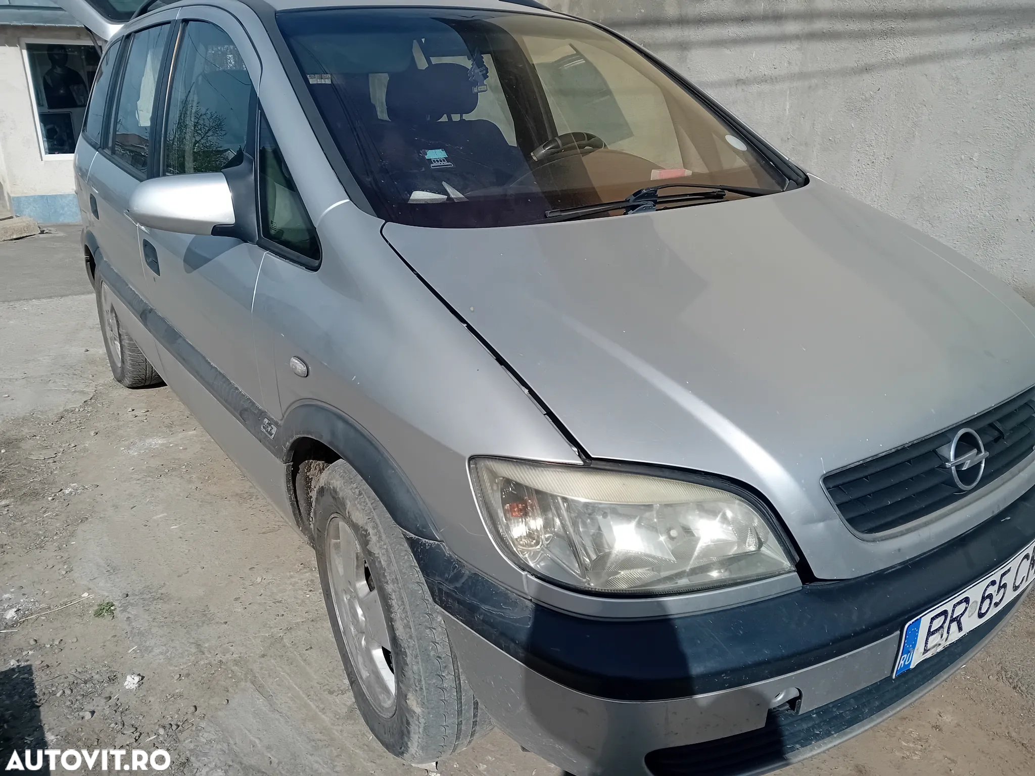 Dezmembrez opel zafira Diesel  7locuri - 2