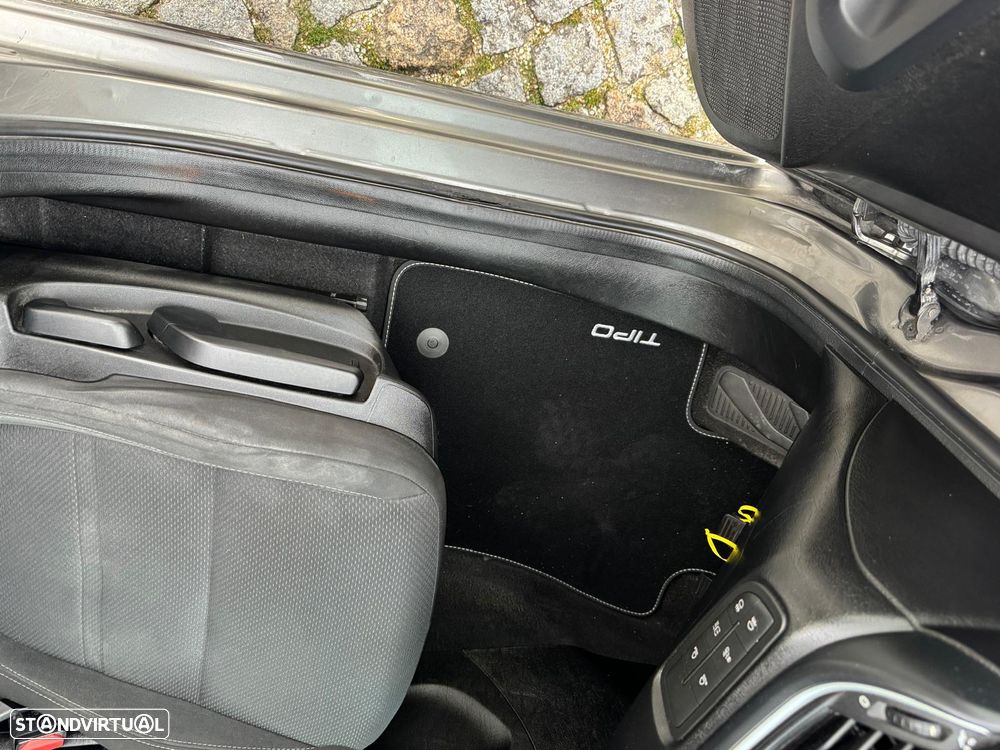 Fiat Tipo Station Wagon 1.3 M-Jet Lounge - 8