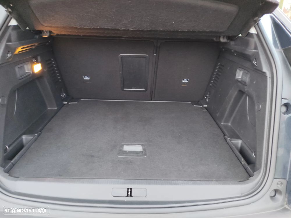 Peugeot 3008 PureTech 130 Stop & Start GPF Allure - 9