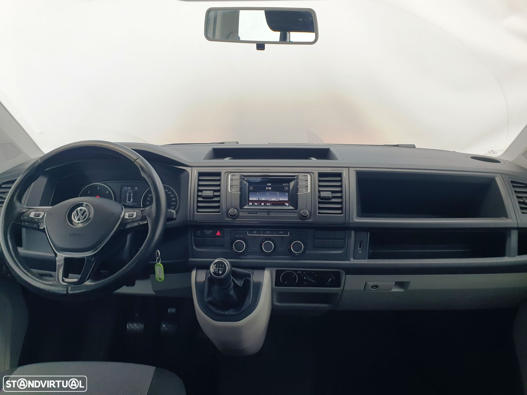 VW Transporter 2.0 TDI BM Extra AC - 8