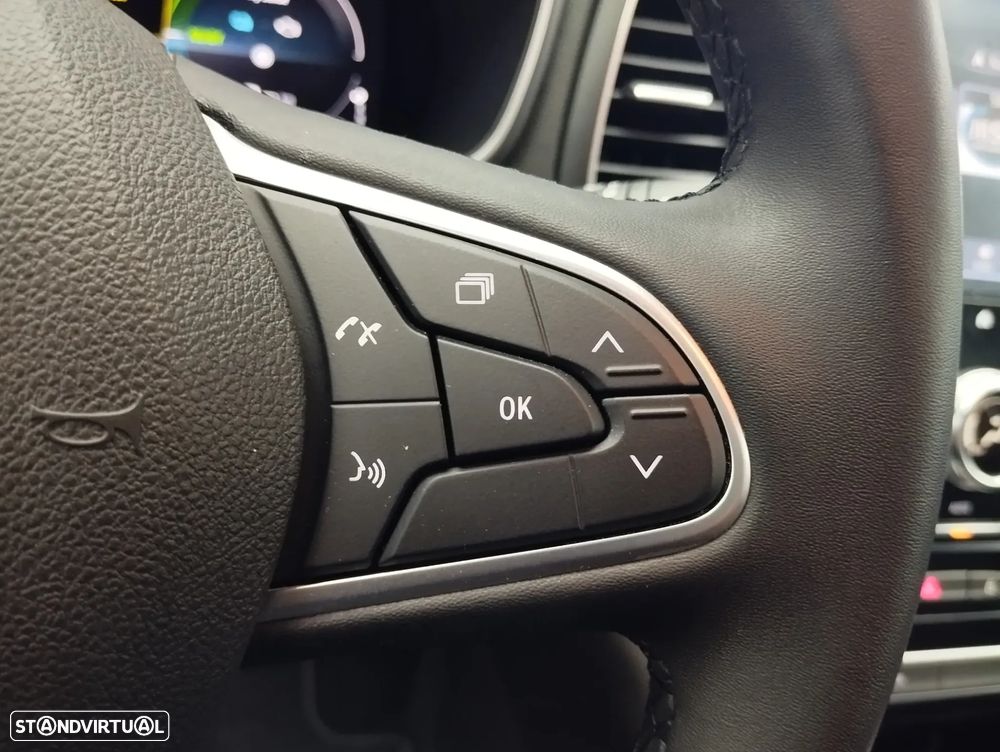 Renault Mégane Sport Tourer 1.6 E-Tech Plug-In Limited - 18